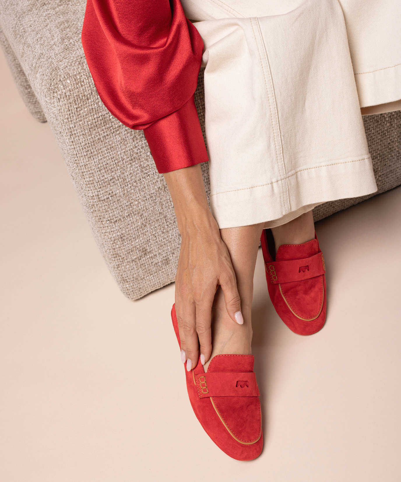 The Vesper Driver - Red Suede