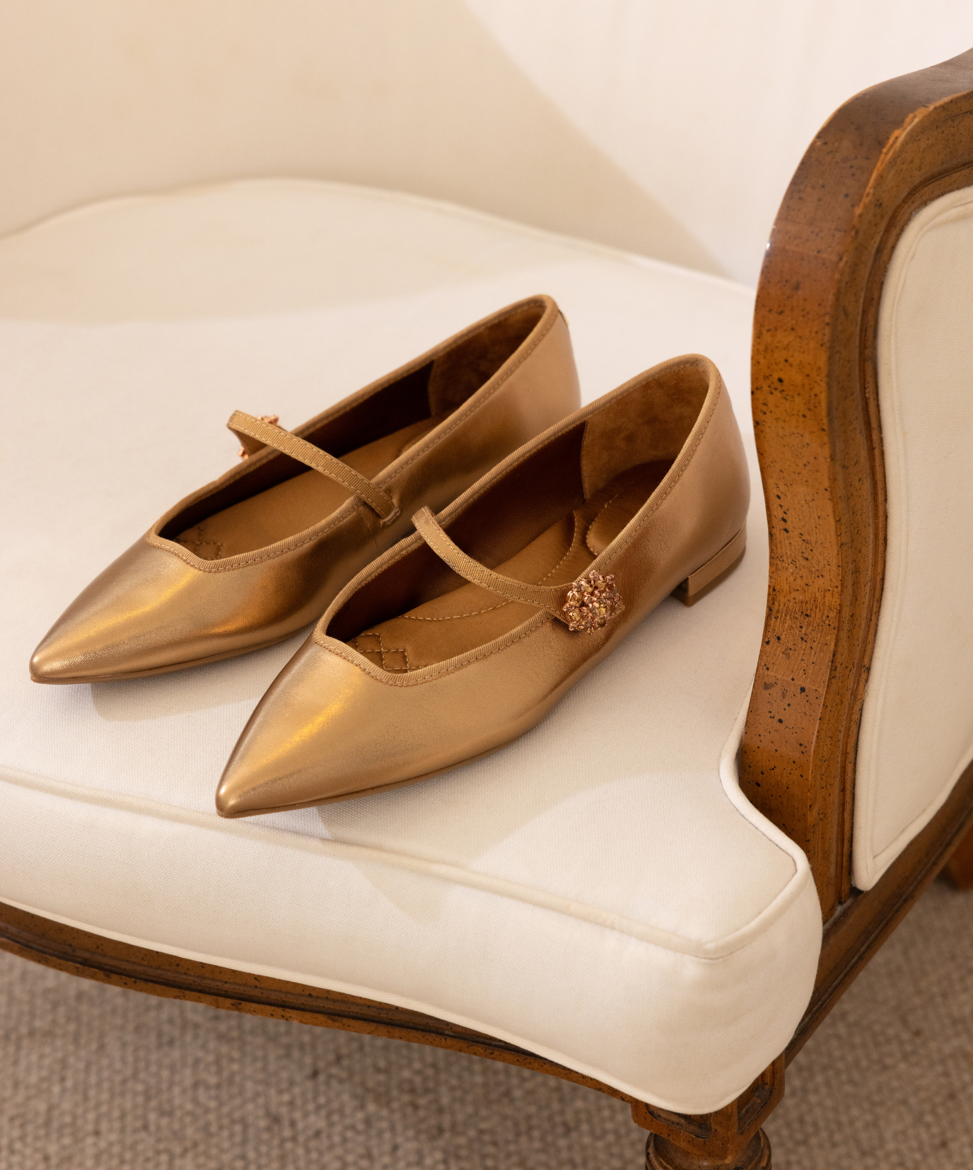 The Goldfinch 15 Mary Jane - Vintage Gold Metal Leather