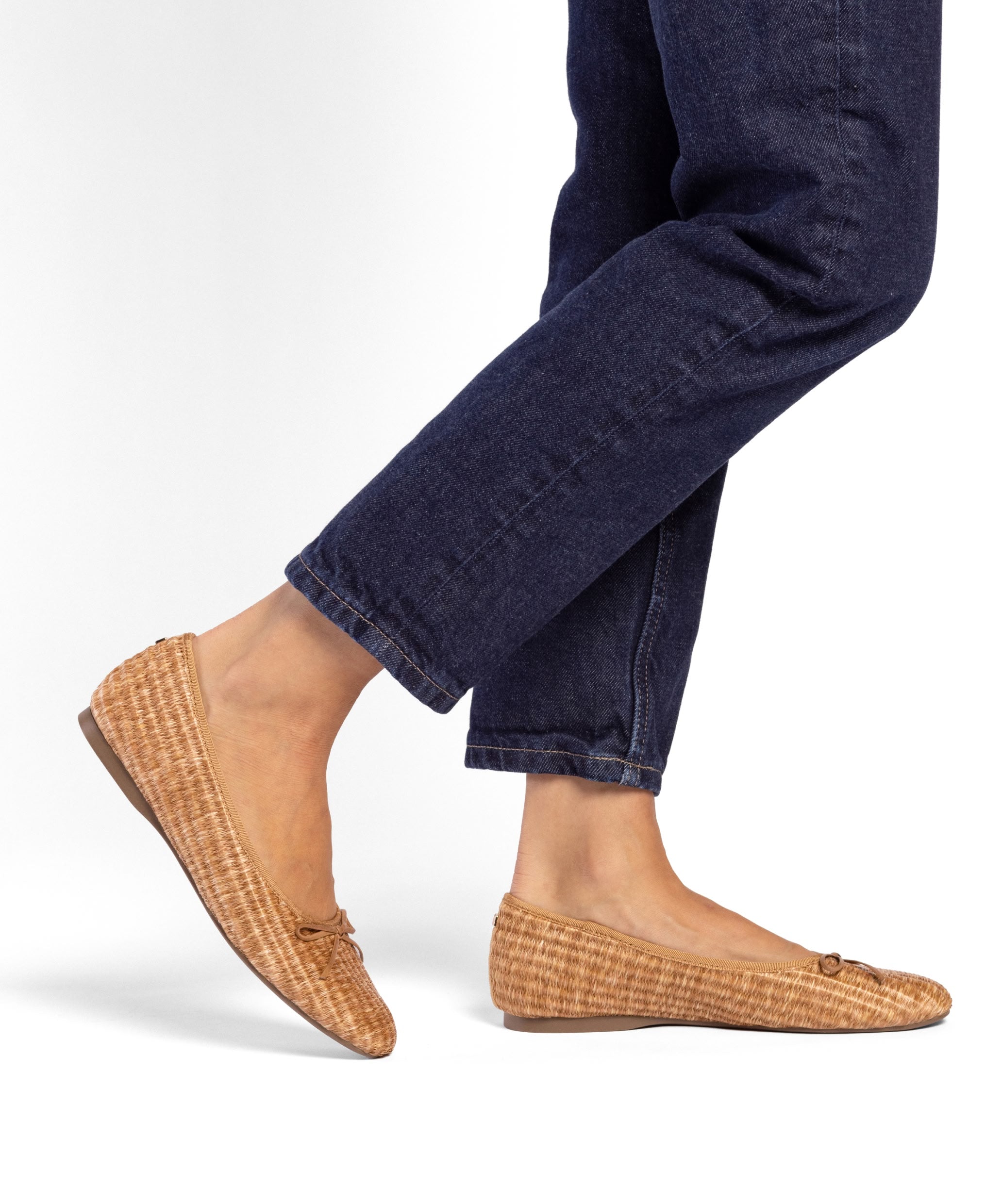 The Songbird - Tan Raffia