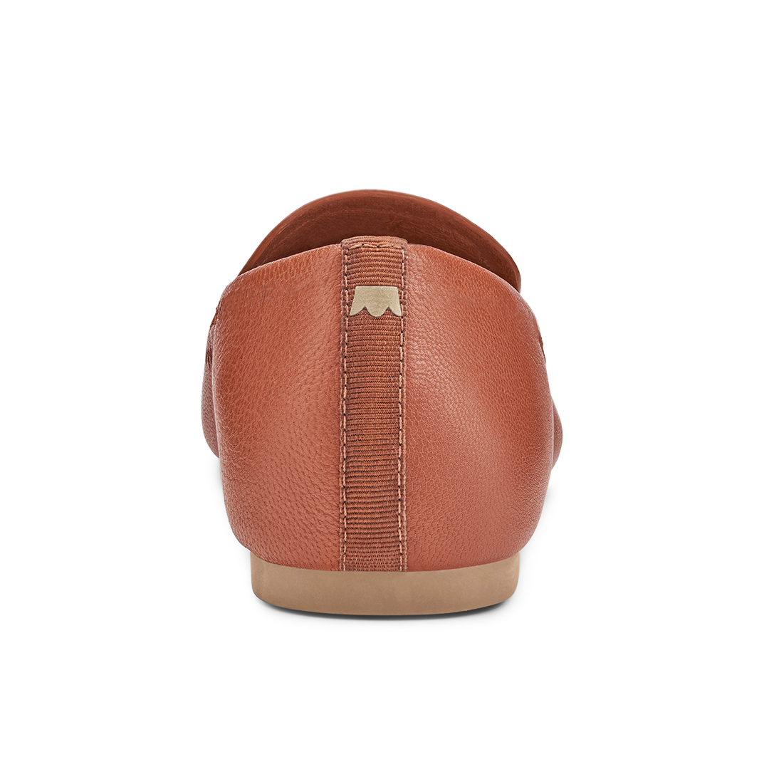 back view of the Starling in whiskey (light brown) Leather