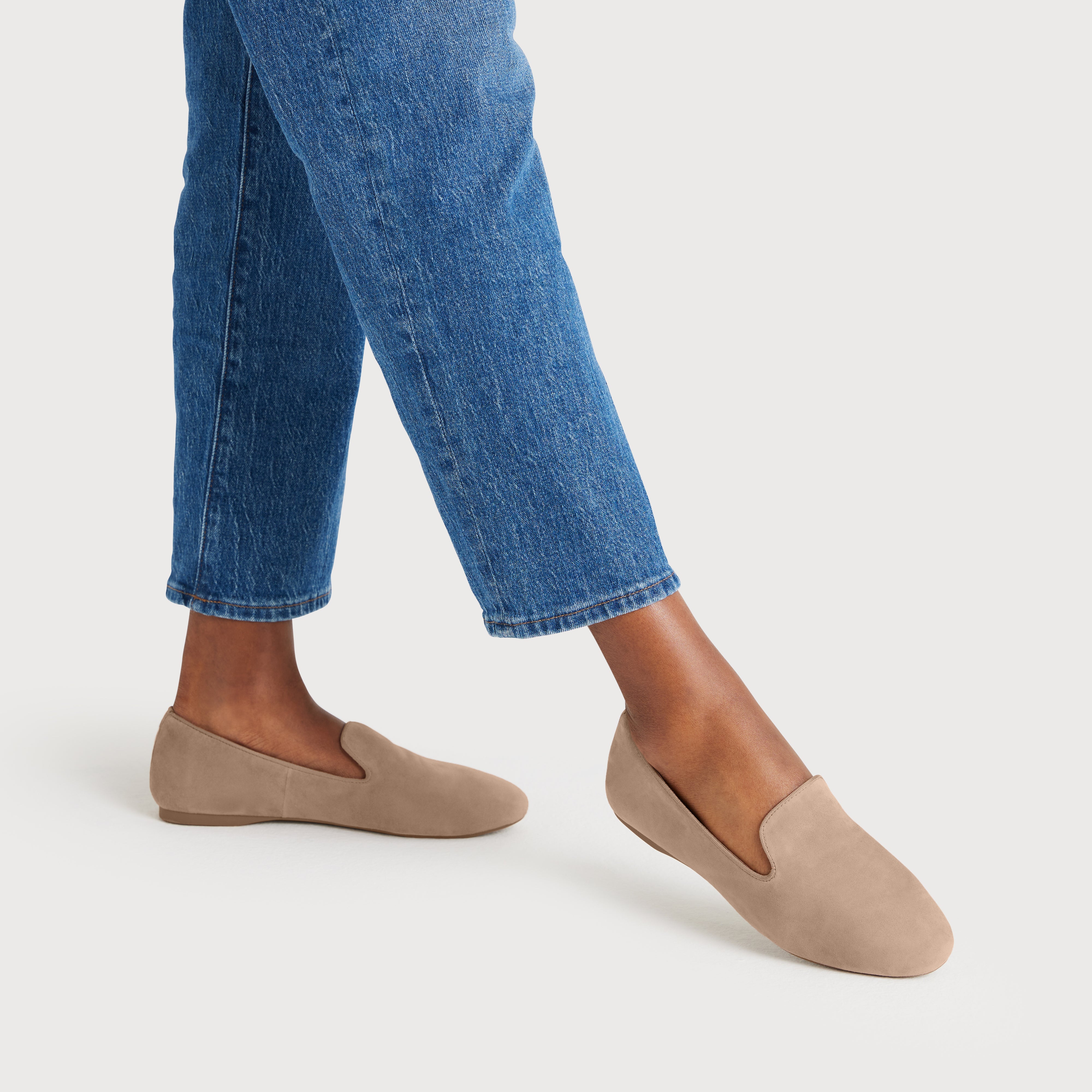 on figure top view of the Starling in Latte (beige) Suede