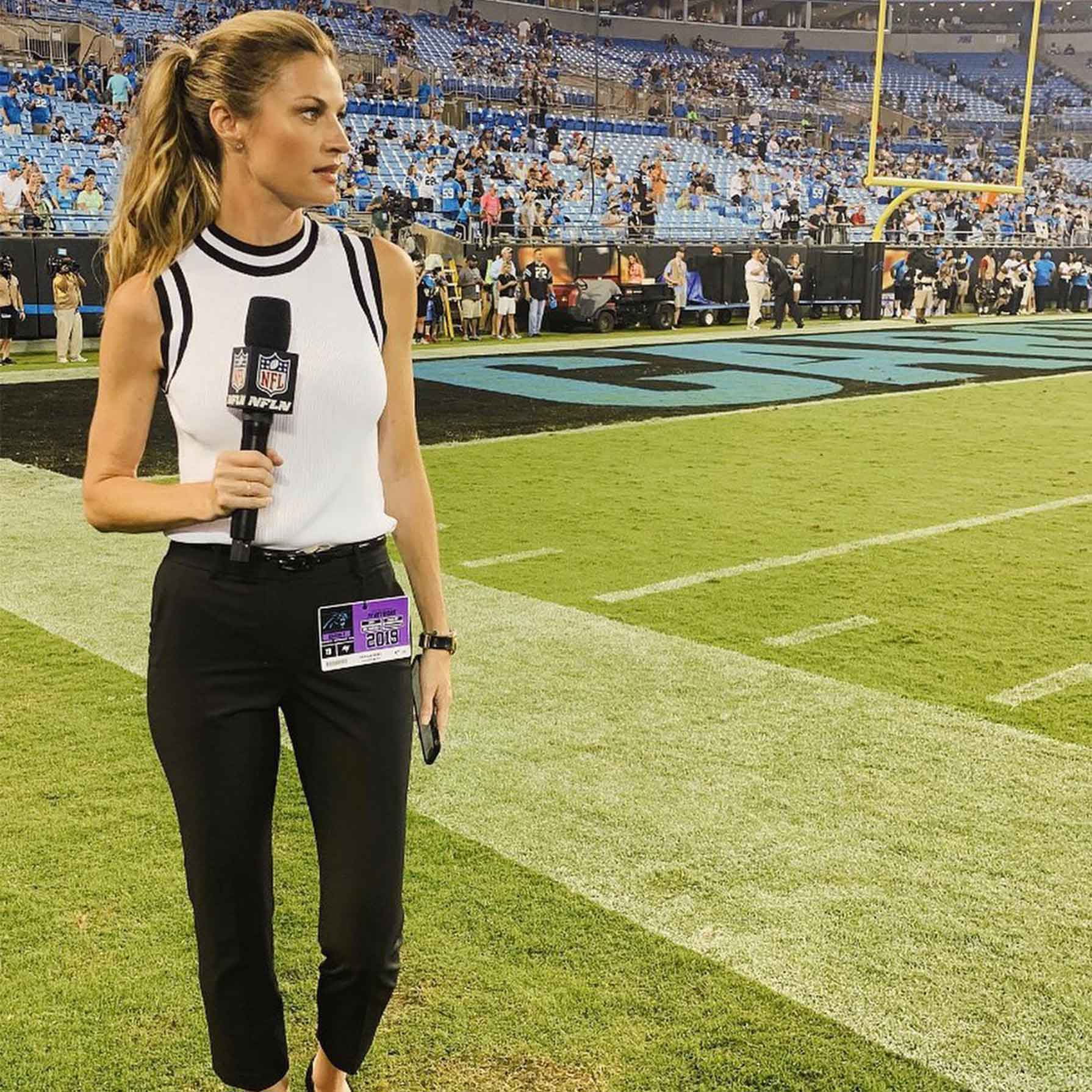 5 Questions with NFL Sportscaster Erin Andrews