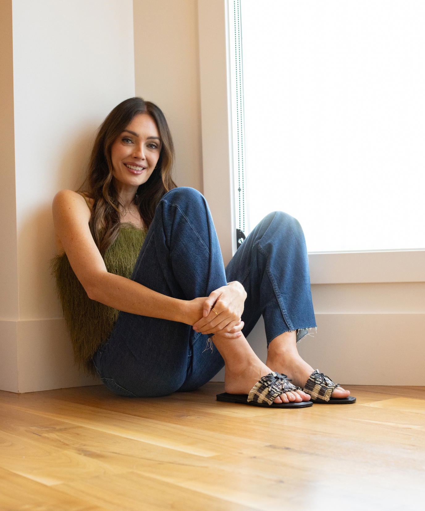 The Kiwi Bow - Black Multi Raffia