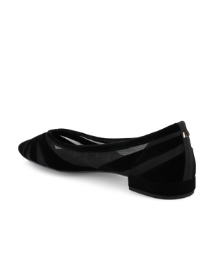 The Goldfinch 15 - Black Velvet Mesh