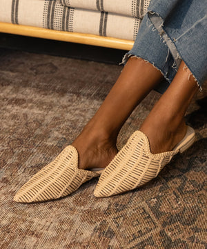 The Goldfinch 15 Woven Slide - Dawn Woven
