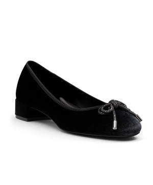 The Hummingbird 30 - Black Velvet Bow