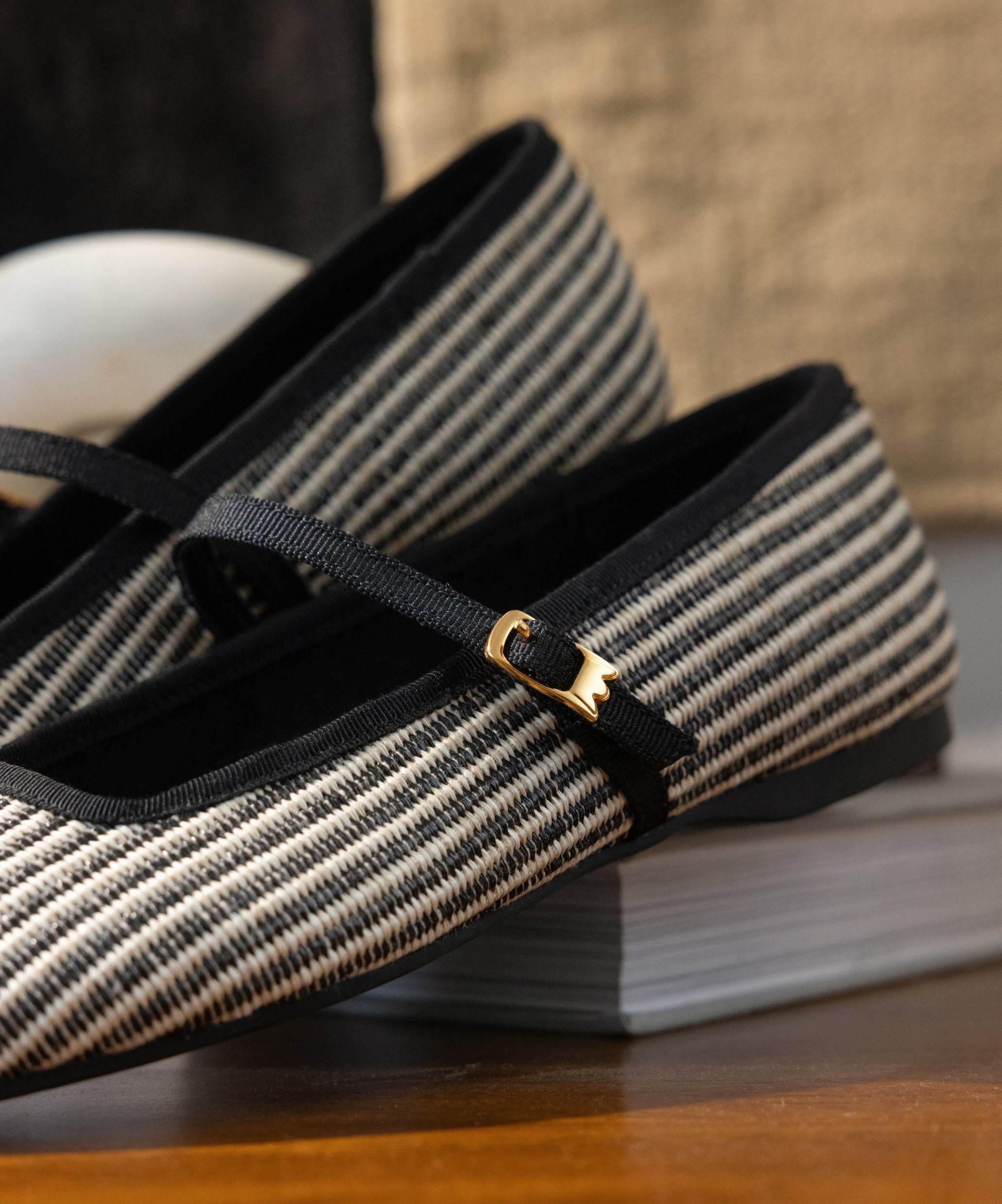 The Hummingbird Mary Jane - Black/Off White Two Tone Raffia