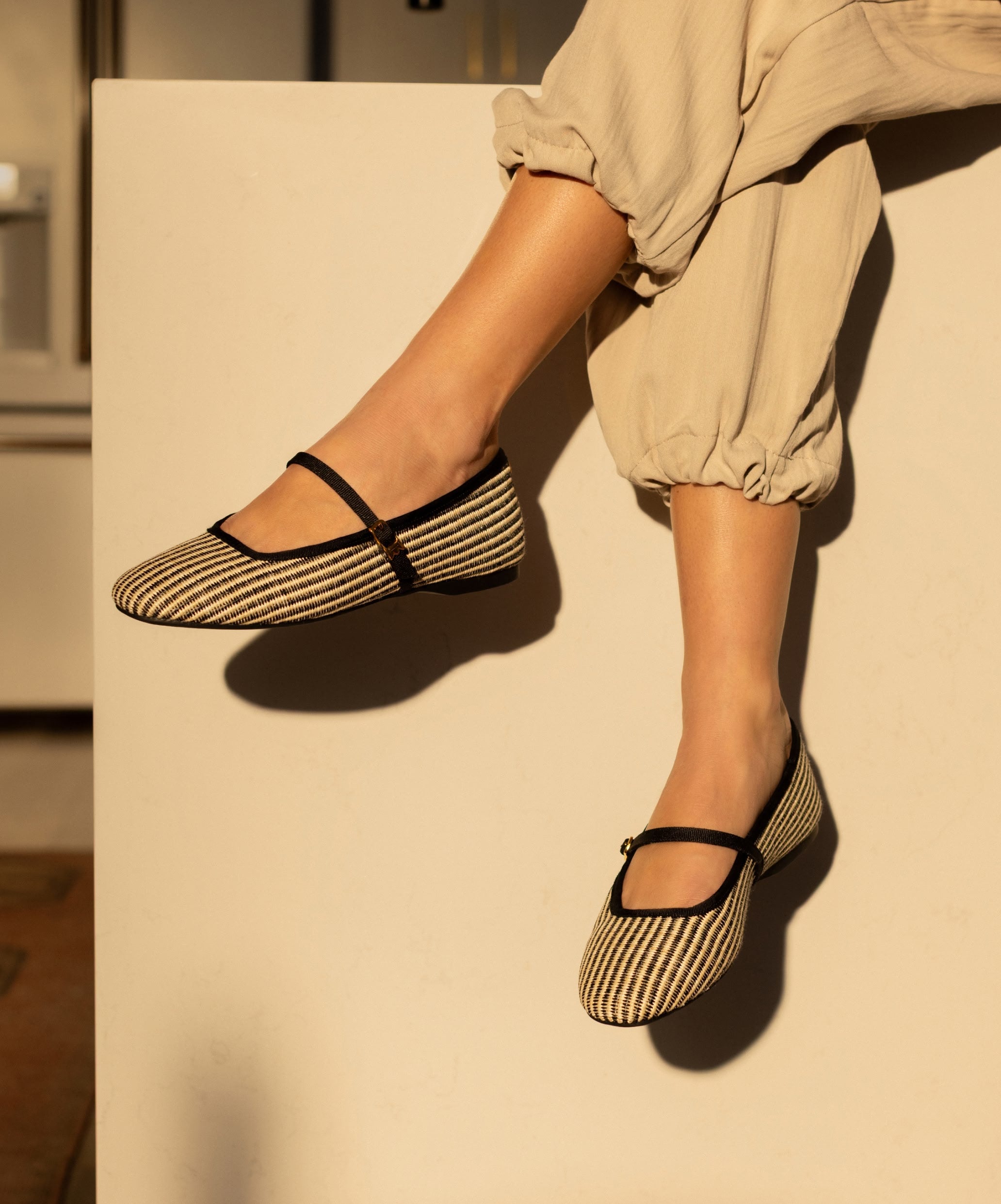 The Hummingbird Mary Jane - Black/Off White Two Tone Raffia