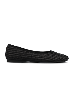 The Songbird - Black Raffia