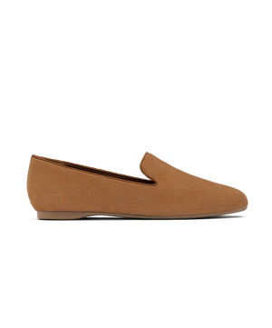 side view of the Starling in golden oak (tan) suede