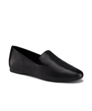 front 3/4ths view of the Starling in Jet (black) Leather