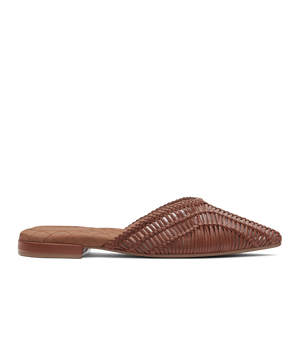 side view of the Swan mule in cognac (brown) woven