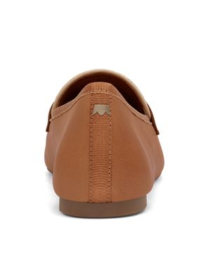 back view of the Vesper loafer in Cappuccino (brown) Leather