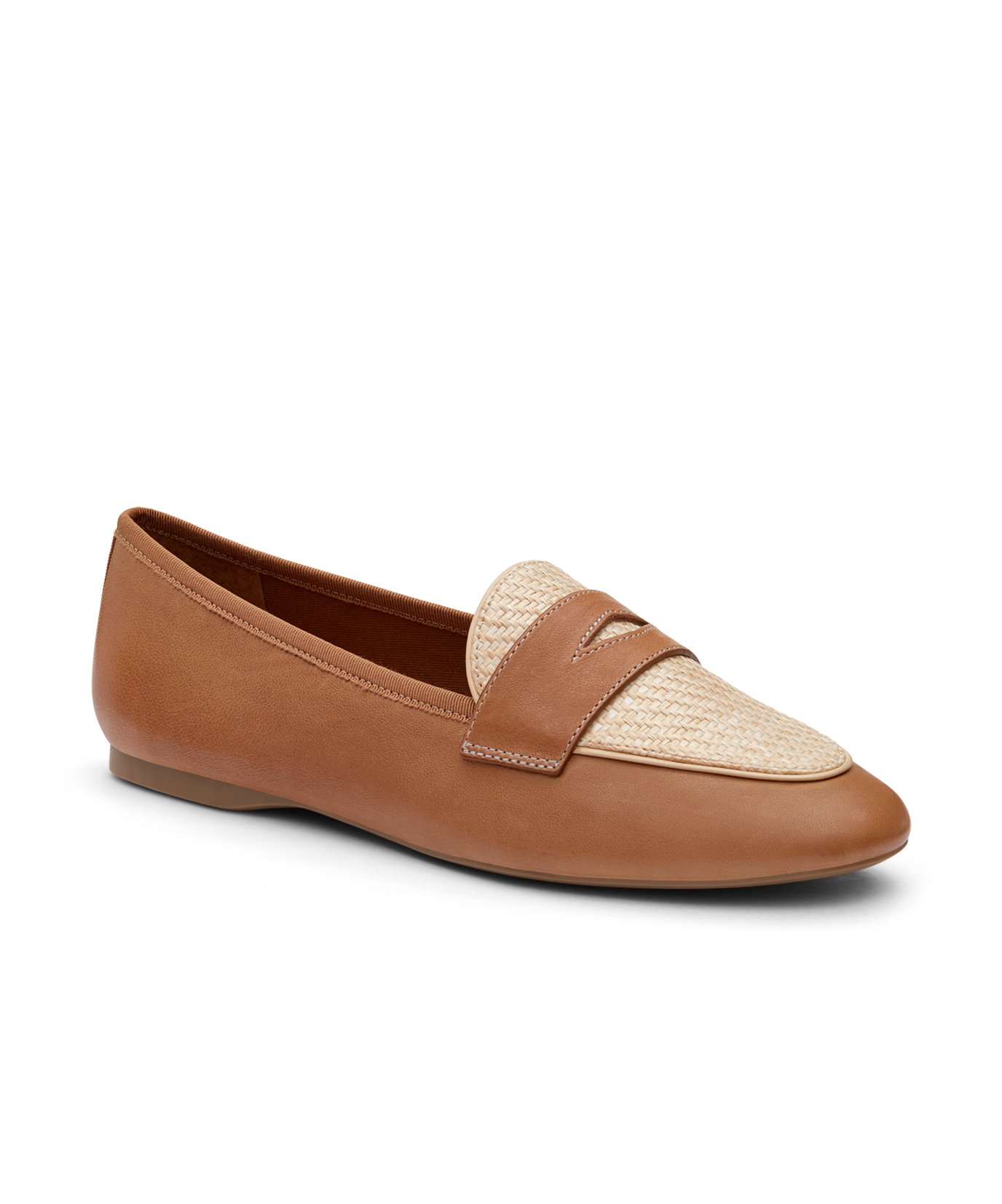 front 3/4ths view of the Vesper loafer in Cappuccino (brown) Leather
