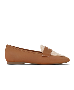 side view of the Vesper loafer in Cappuccino (brown) Leather