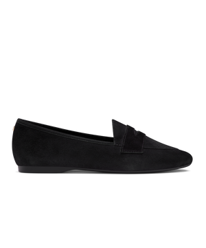 side view of the vesper in black faux fur
