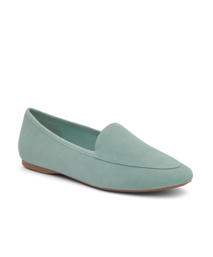 front 3/4ths view of the Vesper loafer in marina (light teal) suede