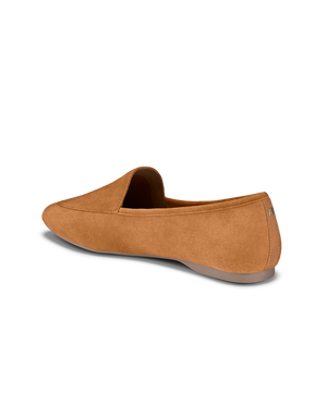 back 3/4ths view of the Vesper loafer in Toffee (tan) Suede