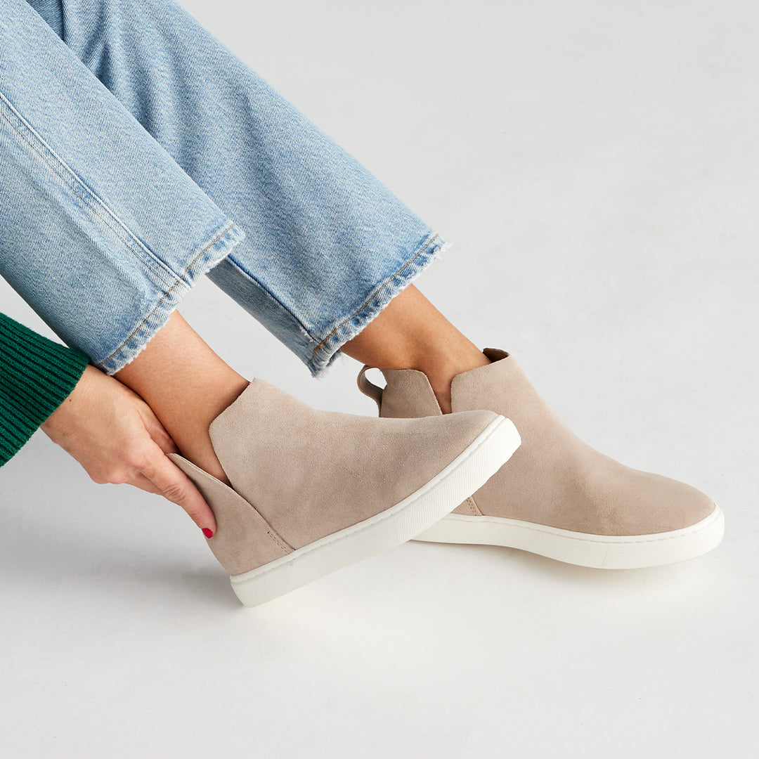 Women's ankle bootie - Falcon in water resistant tan suede